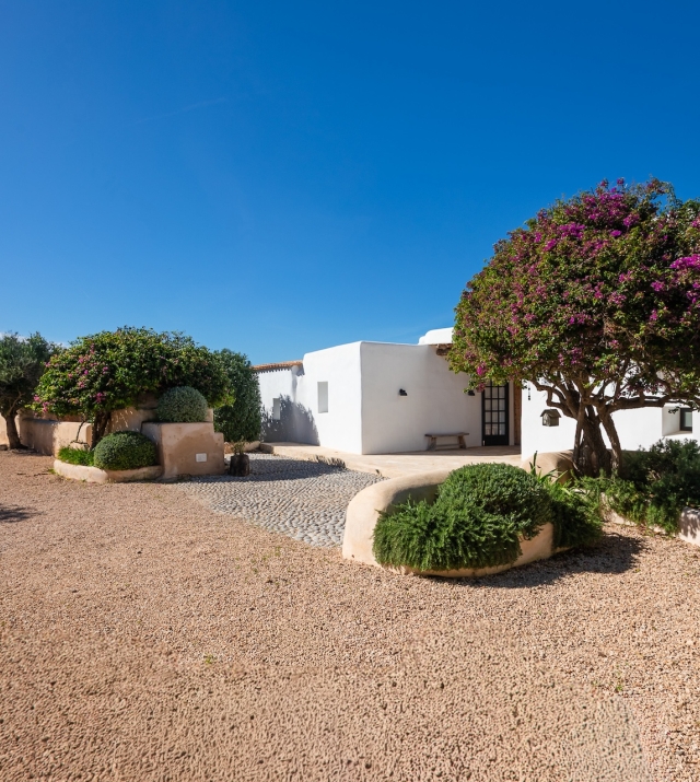 Resa Estates finca sale koop ibiza Jorge exterior .jpg